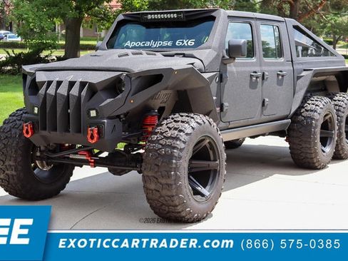 Used 2025 Jeep Gladiator Sport AWD/4WD image 1