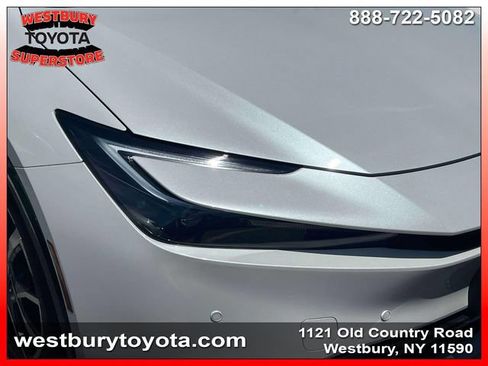 Certified 2024 Toyota Prius Prime FWD image 9