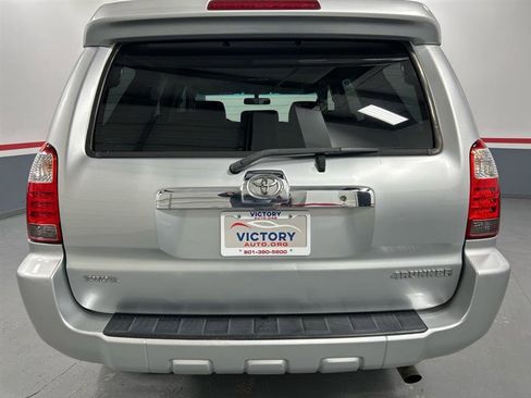 Used 2008 Toyota 4Runner SR5 image 5