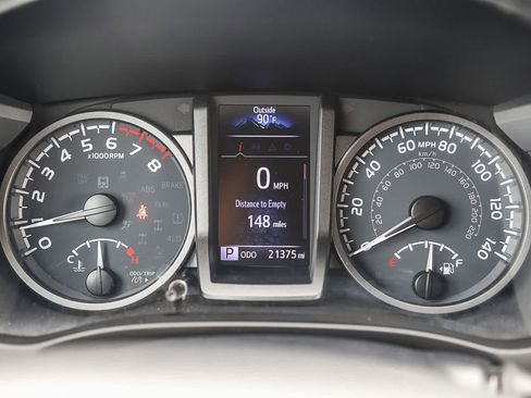 Used 2023 Toyota Tacoma TRD Off-Road AWD/4WD image 22