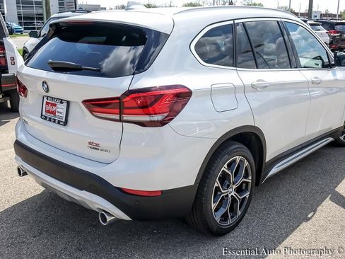 Used 2022 BMW X1 xDrive28i w/ Convenience Package AWD/4WD image 8