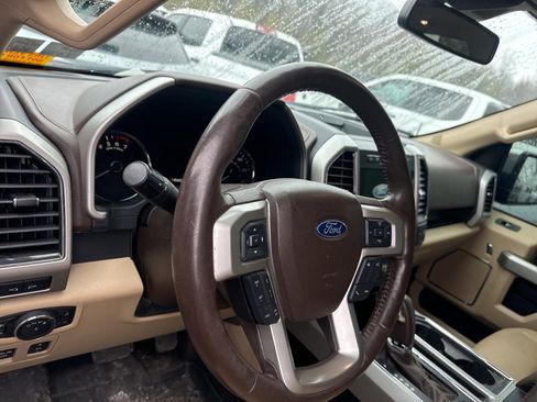 Used 2018 Ford F150 Lariat w/ Equipment Group 502A Luxury image 15