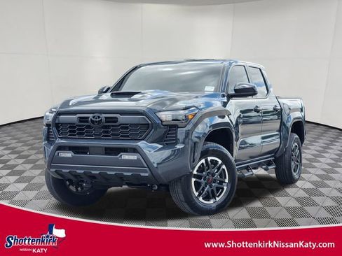 Used 2025 Toyota Tacoma TRD Sport AWD/4WD image 1