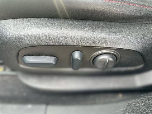 Certified 2022 Chevrolet Blazer RS w/ Enhanced Convenience Package image 14