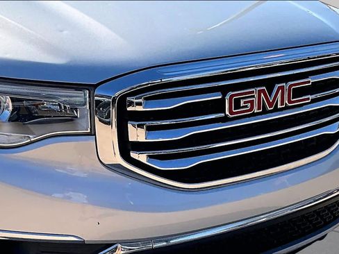 Used 2019 GMC Acadia SLT FWD image 29