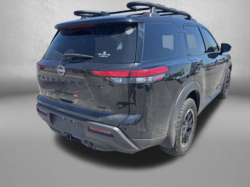 Used 2025 Nissan Pathfinder Rock Creek image 5
