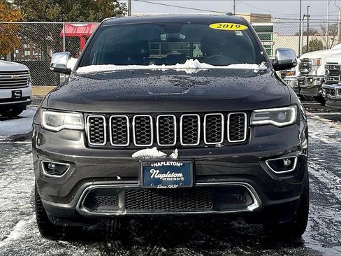 Used 2019 Jeep Grand Cherokee Limited w/ Luxury Group II image 2