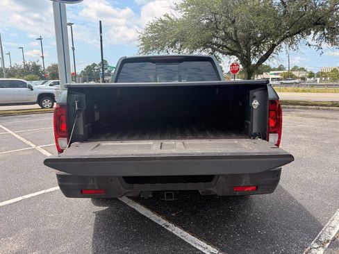 Used 2017 Honda Ridgeline RTL-E image 5