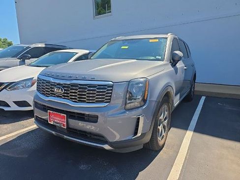Used 2020 Kia Telluride EX w/ Towing Package AWD/4WD image 3