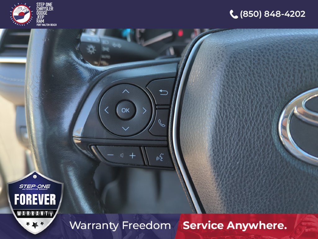 Used 2018 Toyota Camry SE FWD image 21