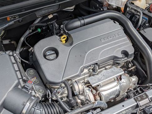 Used 2024 Chevrolet Malibu LT image 13