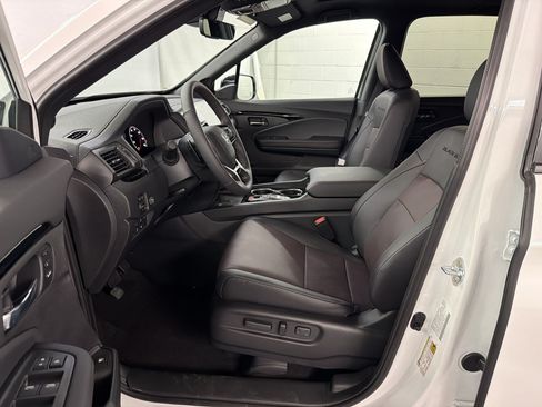 New 2026 Honda Ridgeline Black Edition image 5