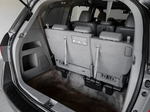 Used 2015 Honda Odyssey EX-L image 43