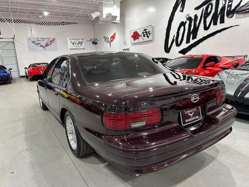Used 1996 Chevrolet Impala SS image 3