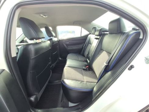 Used 2018 Toyota Corolla SE image 11