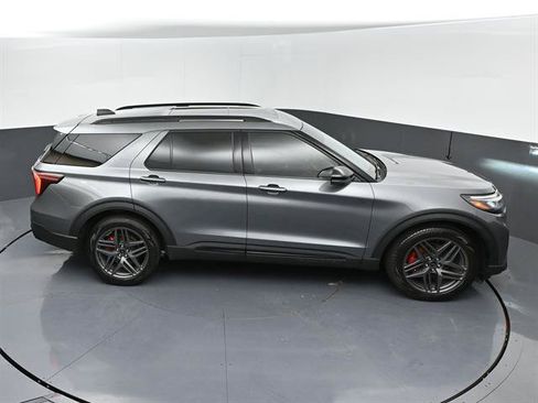 Used 2025 Ford Explorer ST w/ Sun And Sound Package AWD/4WD image 44