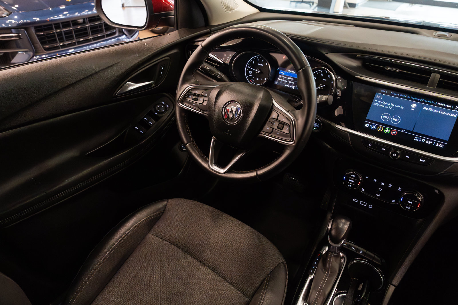 Used 2023 Buick Encore GX Select AWD/4WD image 10