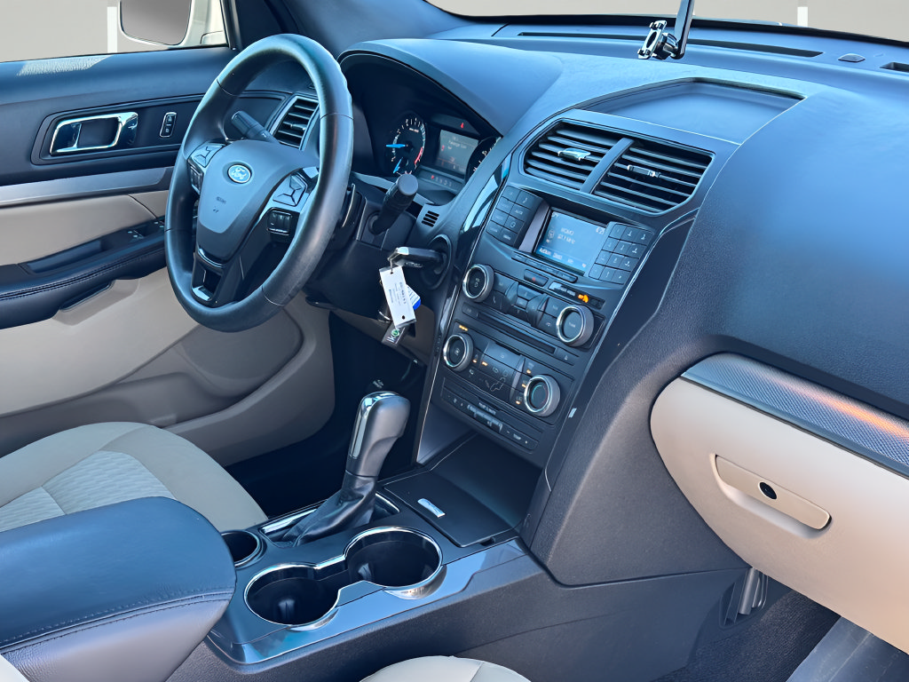 Used 2016 Ford Explorer FWD image 11