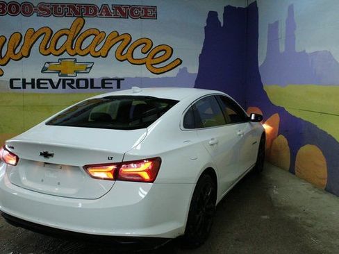 Used 2023 Chevrolet Malibu LT w/ Sport Edition FWD image 8