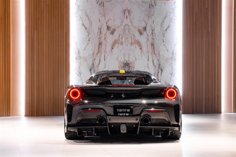 Used 2019 Ferrari 488 Pista Coupe RWD image 4