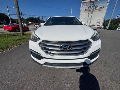 Used 2018 Hyundai Santa Fe Sport FWD image 8