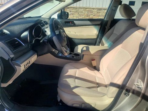 Used 2018 Subaru Outback 2.5i Premium AWD/4WD image 10