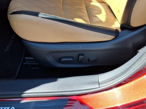 Certified 2022 Nissan Sentra SV w/ SV Premium Package FWD image 5