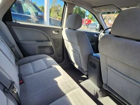 Used 2007 Ford Five Hundred SEL FWD image 12