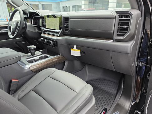New 2026 Chevrolet Silverado 1500 LT Trail Boss w/ Convenience Package II AWD/4WD image 15