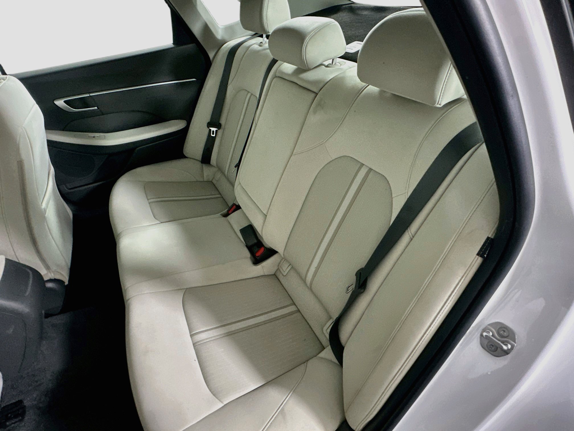 Used 2025 Hyundai Sonata SEL FWD image 27