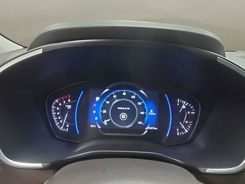 Used 2020 Hyundai Santa Fe Limited AWD/4WD image 29