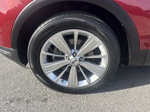 Used 2019 Ford Explorer Limited w/ Class III Trailer Tow Package image 10