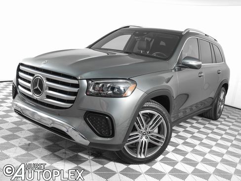 Used 2024 Mercedes-Benz GLS 450 4MATIC image 1