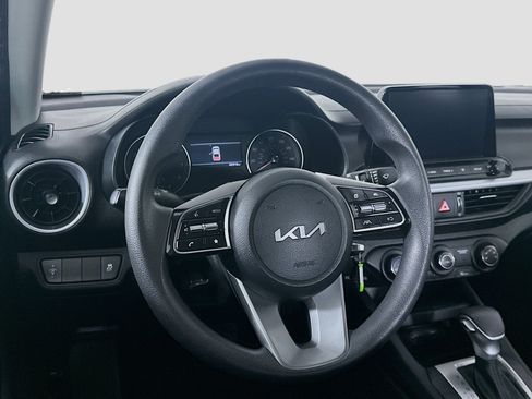 Used 2024 Kia Forte LXS FWD image 18