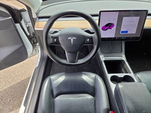 Used 2021 Tesla Model 3 Standard Range Plus RWD image 7