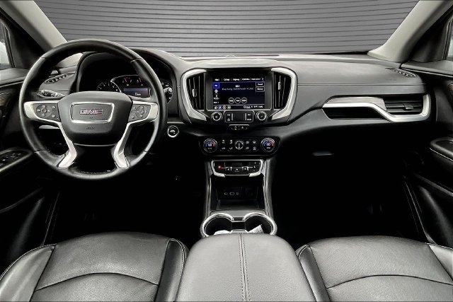Used 2023 GMC Terrain SLT w/ Tech Package AWD/4WD image 7