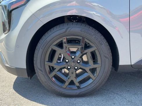 New 2026 Kia Carnival SX Prestige image 11