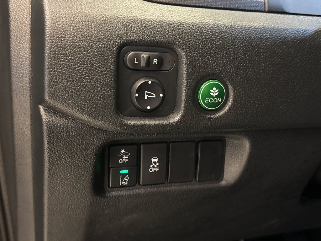 Certified 2022 Honda Pilot TrailSport image 24
