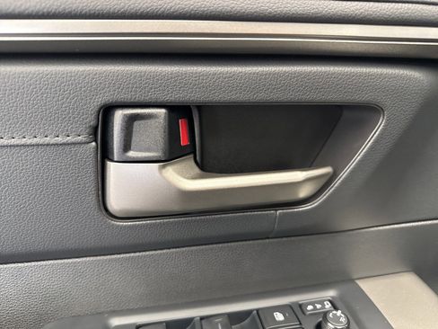 Used 2025 Toyota Tundra Limited image 38