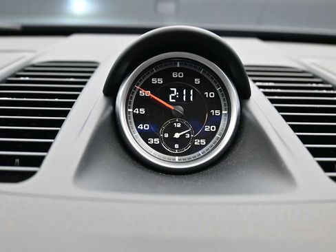 Certified 2018 Porsche 911 Carrera S RWD image 15