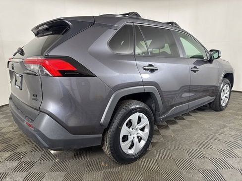Used 2021 Toyota RAV4 LE image 3