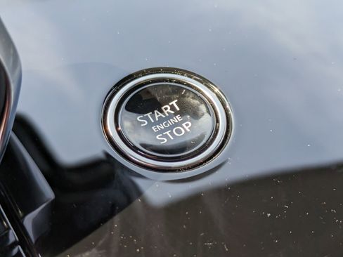 New 2025 Land Rover Range Rover Sport Dynamic SE image 15