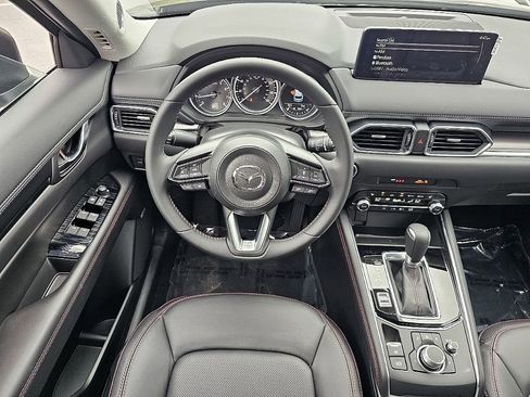 New 2025 MAZDA CX-5 Carbon Edition image 8