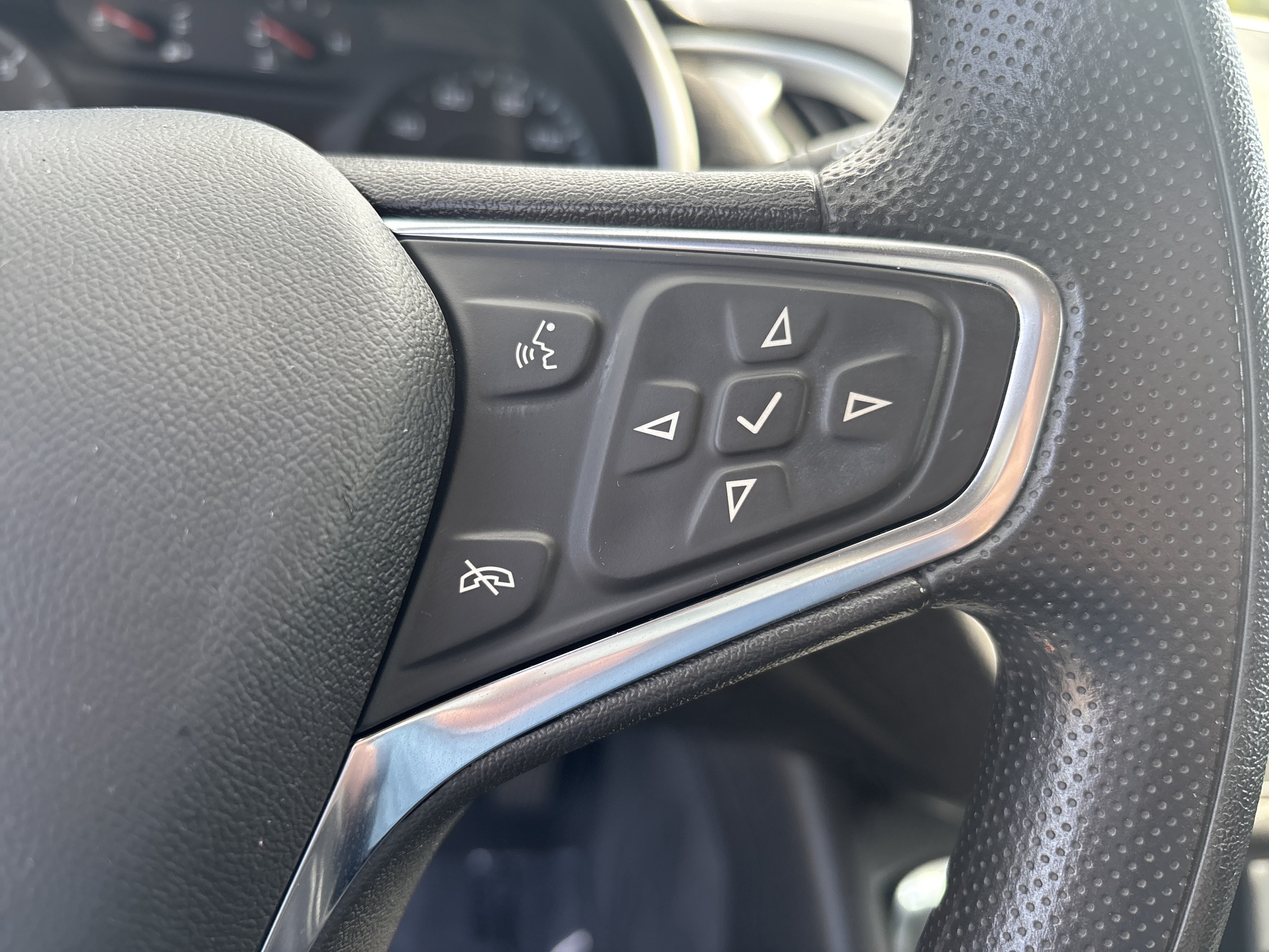 Used 2023 Chevrolet Malibu LT w/ Driver Confidence Package FWD image 20