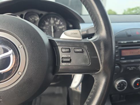 Used 2015 MAZDA MX-5 Miata Club RWD image 13