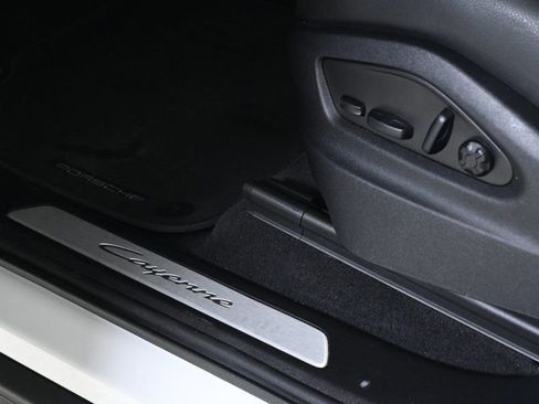 Used 2024 Porsche Cayenne image 25