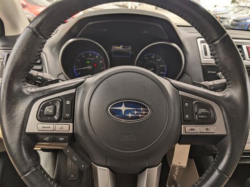 Used 2017 Subaru Outback 2.5i Premium image 20