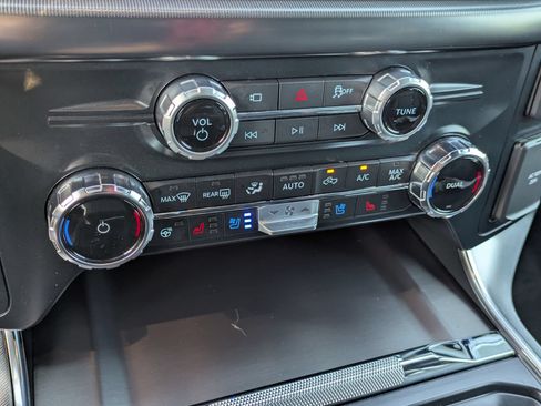 Certified 2025 Ford F150 Platinum w/ Equipment Group 702A High AWD/4WD image 25