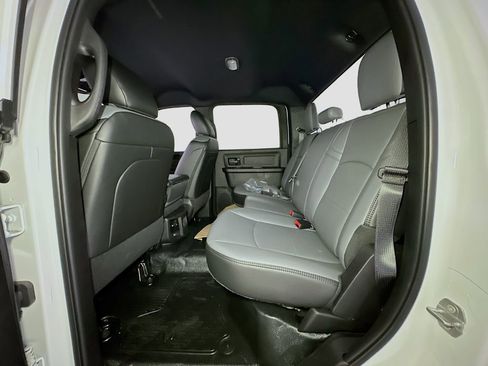 New 2026 RAM 5500 Tradesman AWD/4WD image 23