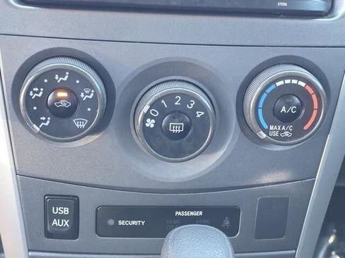 Used 2013 Toyota Corolla S image 19